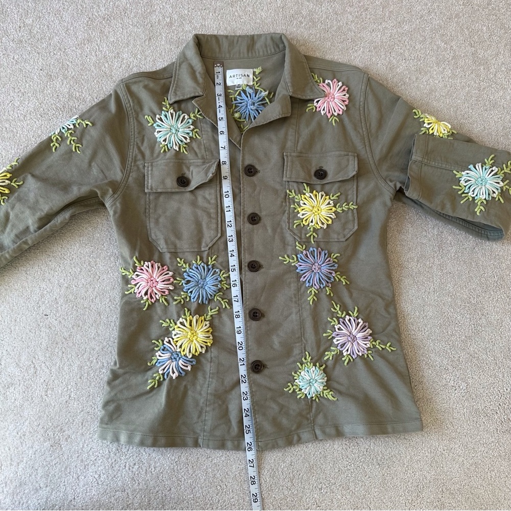 Artisan De Luxe Embroidered Button Up Jacket - Picture 9 of 10